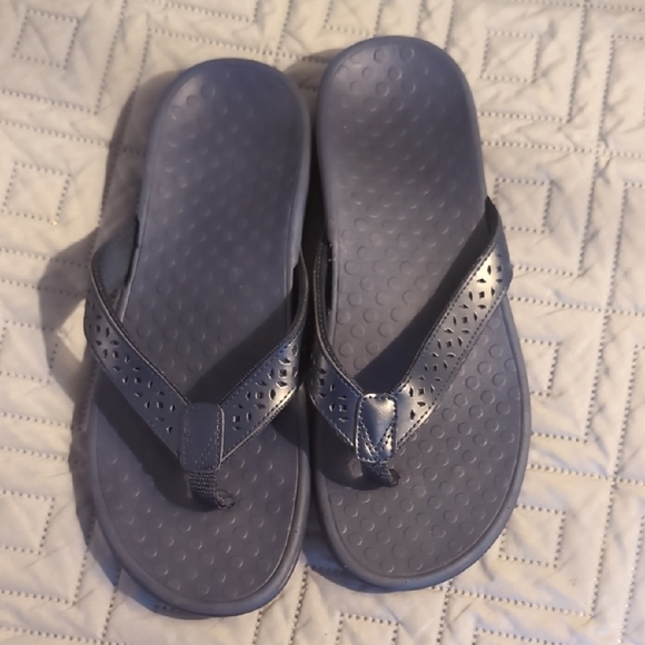 Vionic Women's Tideperf Navy Blue Flip Flop Sandals Size 9 Orthoheel - Picture 2 of 4